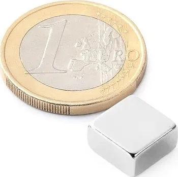 Dekorativní magnet Neodymový magnet kvádr 10&nbsp;×&nbsp;10&nbsp;×&nbsp;5&nbsp;mm, síla 3,4&nbsp;kg