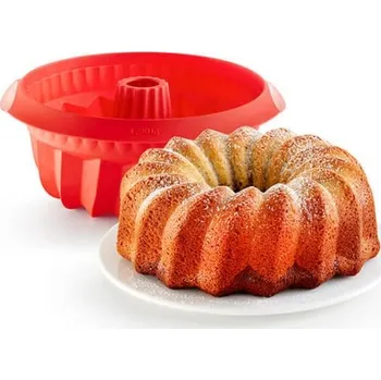 Forma na pečení Silikonová pečící forma na bábovku 22 cm, červená - Lékué