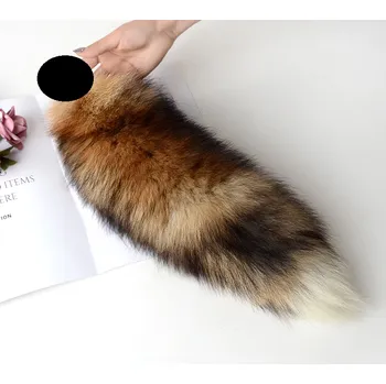 Hnědý ocas bez kolíku s bílým koncem