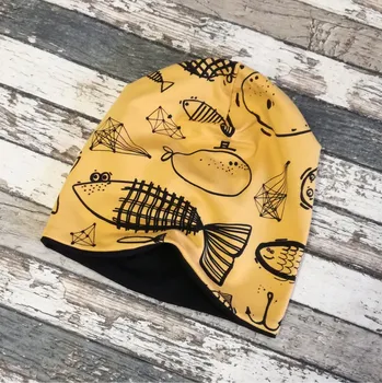 Čepice Yháček Šmoulí čepička Yháček, oboustranná, Ryby na hořčici Velikost:: M