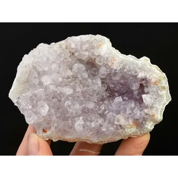 Přírodní kámen Ametyst drúza s krystaly 208g