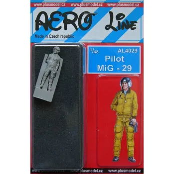 Plastikový model Plusmodel 1/48 Pilot MiG-29 (1 fig.)
