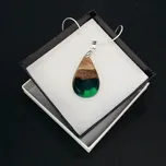 AMADEA Dřevěný přívěsek na krk z pryskyřice zelený - mix barev