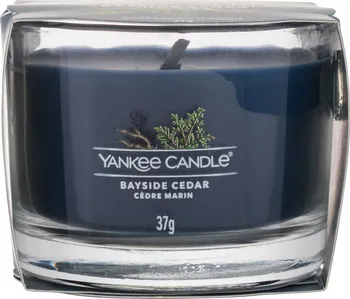 Svíčka Yankee Candle Bayside Cedar