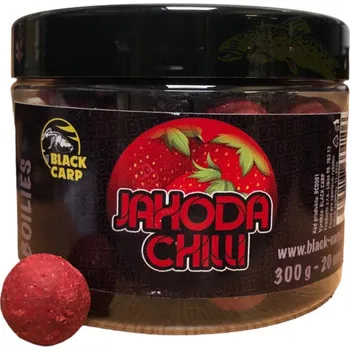 Boilies BLACK CARP Boilies Jahoda Chilli 300g 20mm (BLACK CARP Boilies Jahoda Chilli 300g 20mm)