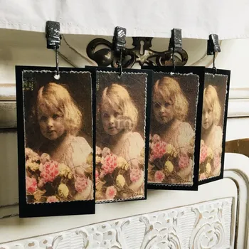 Závěsná kovová cedulka