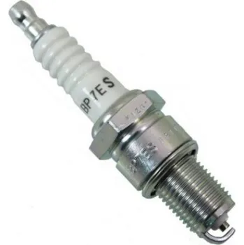 Elektroinstalace pro motocykl Zapalovací svíčka NGK Standard Yamaha SR500/E 78 - 83