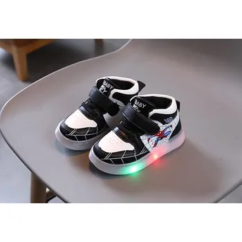 Dětská treková obuv Spiderman Svítící kotníčkové tenisky se Spidermanem Barva: Černá, Velikost: 26 (16 cm)