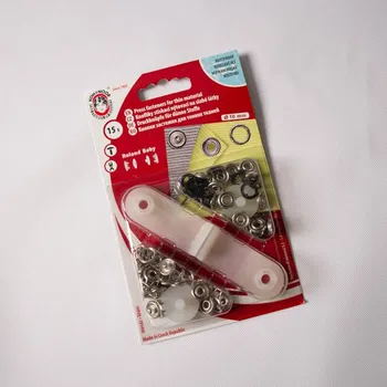 Patentky 10mm černá - balení 15ks