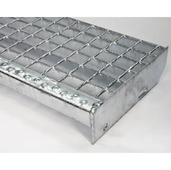 SP schodišťový stupeň 30x30/30x3 žárový zinek 1x0,27 m