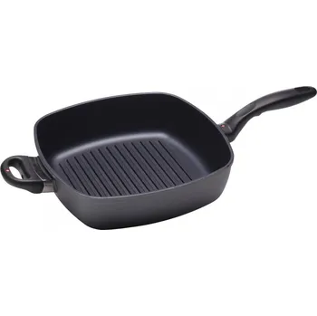 Pánev Indukční zvýšená grilovací pánev Swiss Diamond® XD66281i s rozměrem 28x28 cm bez poklice