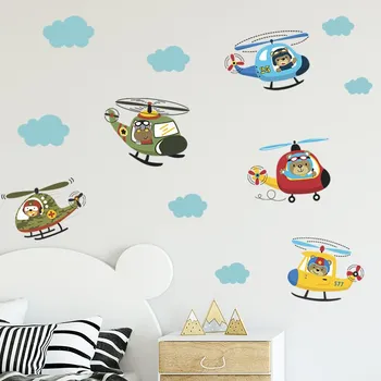 Samolepící dekorace Samolepka na zeď "Zvířátka ve vrtulnících" 71x58cm