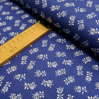 Bavlněné plátno - Růže bílá na modré - šíře 150cm