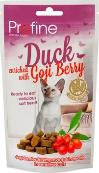 Pamlsek pro kočku Profine Cat Semi Moist Snack Duck with Goji Berry 50 g