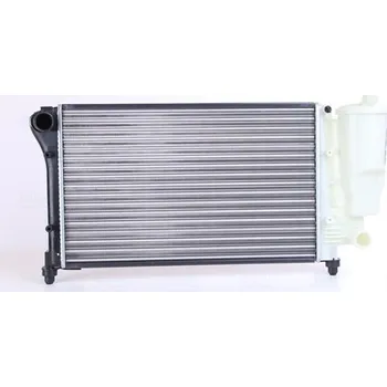 Motor automobilu Chladič, chlazení motoru NISSENS 617853