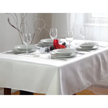 ubrus HEDVA ČESKÝ BROKÁT Ubrus s bordurou Ospensan ČÁRKY Rozměr ubrusu: standard 120x140