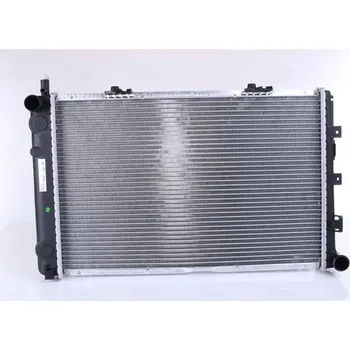 Chladič motoru Chladič, chlazení motoru NISSENS 62671A