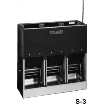 krmítko pro hospodářská zvířata Domino SLOP FEEDER S samokrmítko pro prasata od 25 kg, se zvlhčováním, 60 l / 42 kg pro 15 prasat / Počet koryt 1 se zvlhčováním, 180 l / 126 kg pro 45 prasat / Počet koryt 3