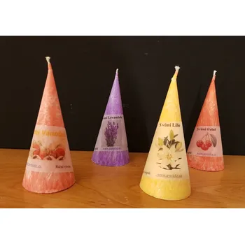 Svíčka Kužel malý, Barva oranžová, Vůně Sakura