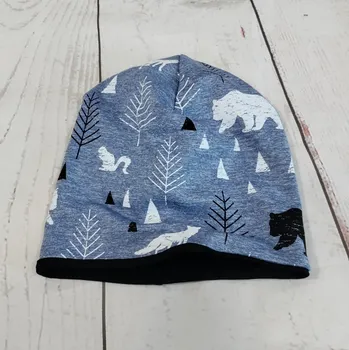 Čepice Yháček Šmoulí čepička Yháček, Lesní zvěř na modrém melíru Velikost:: L