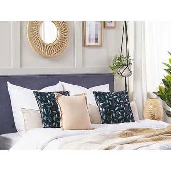 Polštář Sada 2 dekorativních polštářů černý a zelený samet 45 x 45 cm se vzorem snímatelné potahy se zipem moderní styl Beliani