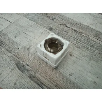 Autopojistky ELEKTROPORCELÁN LOUNY Pojistkový spodek držák E27 E16 pojistková hlavice dotek max. 25A Varianta: Pojistkový spodek vestavný - základna 55x55mm 4751