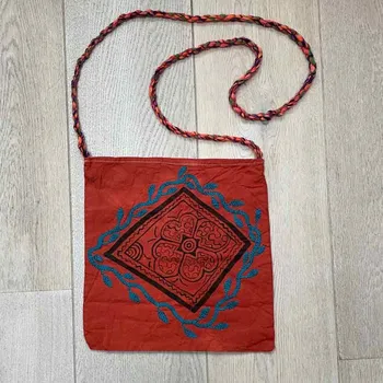 Shipibo malovaná taška přes rameno Jiboia