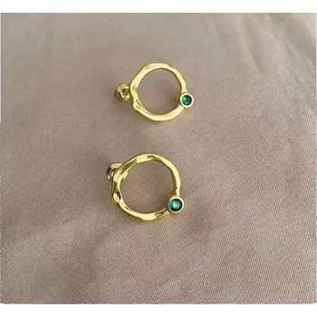 Náušnice Flamenco Mystique Elegantní Náušnice z 14karátově pozlacené chirurgické oceli, světle zlatá, střední velikost 1 cm