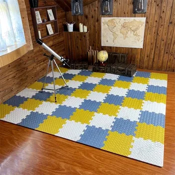 Pěnová hrací puzzle podložka | 16 kusů - M