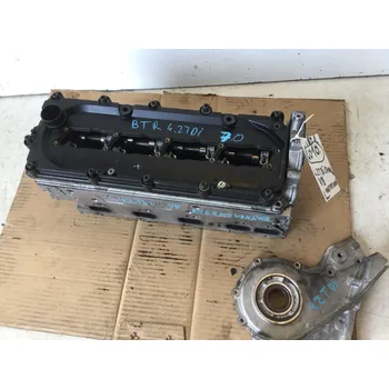 Válec motoru Hlava Válců Levá Audi 4.2TDI V8 BTR 1057353AJ