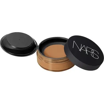 Pudr NARS Make-up-obliceje PowderSvětlo odrážející sypký nastavovací pudr Macao 11 g (110 727,00 Kč / 1 kg)
