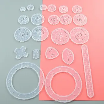 Dřevěná hračka Spirograf - 22 ks, sada (Sada Spirograf, 22 kusů )