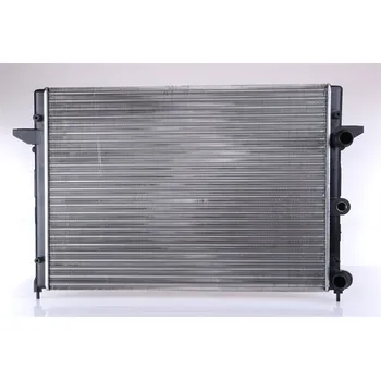 Chladič motoru Chladič, chlazení motoru NISSENS 67303