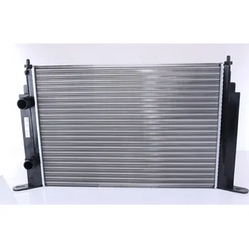 Chladič motoru Chladič, chlazení motoru NISSENS 61885A