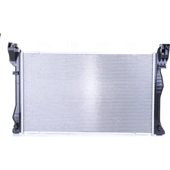 Motor automobilu Chladič, chlazení motoru NISSENS 606453