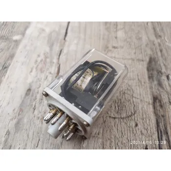 Stykač DANAPO Pomocné relé Lumel R-15 24V 48V 110V 220V 3P/10A 4P/10A Varianta: 48V 3PDT