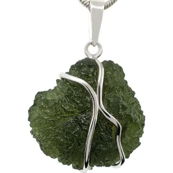 Přívěsek Stříbrný přívěsek s neopracovaným vltavínem 2,7 cm x 2,7 cm