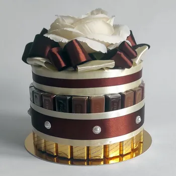 umělá květina Ateliér Confetti Dort z bonbonů Hnědá