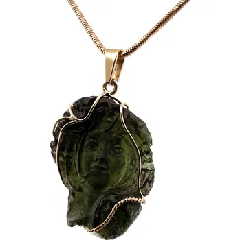 Přívěsek Zlatý přívěs s polobroušeným vltavínem