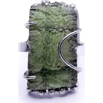 Prsten Stříbrný prsten s vltavínem 2,4 cm x 1,4 cm