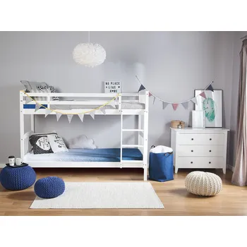 Postel Bílá dřevěná palanda pro děti s žebříkem 90 x 200 cm ve skandinávském designu Beliani