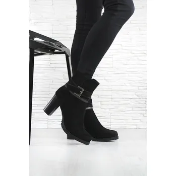 Dámské kozačky Cabin Kozačky na podpatku HX17006-11A.B Velikost: 36