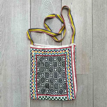 Shipibo vyšívaná taška přes rameno - Força