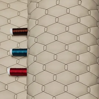 Ekokůže GEO barva Béžová prošívaná Hnědými nitěmi, metráž, 145 cm