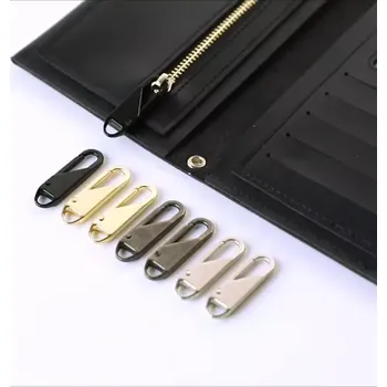 Stahovač jezdce u zipu