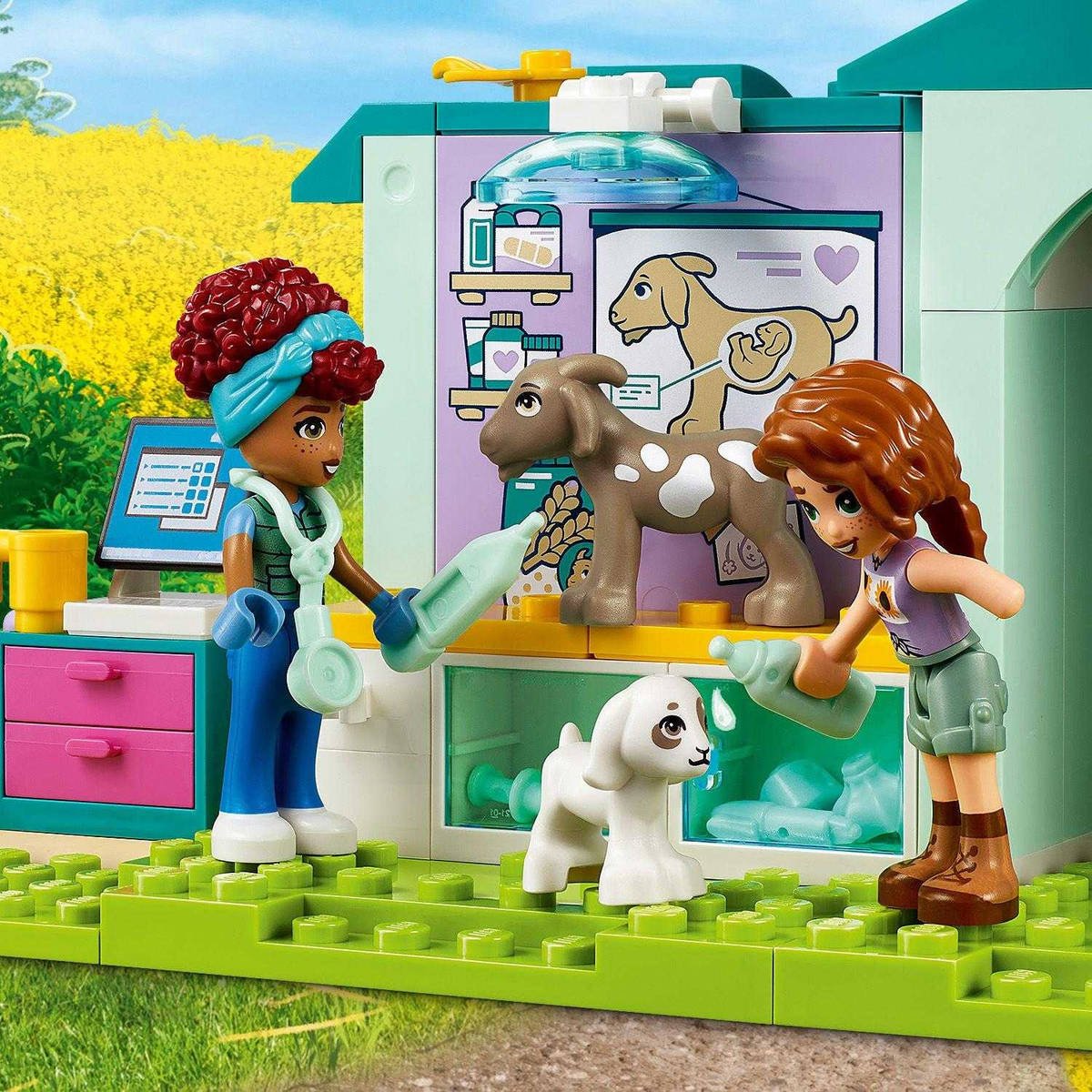 foto Stavebnice LEGO LEGO Friends 42632 Veterinární klinika pro zvířátka z farmy