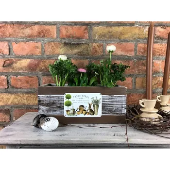 Truhlík Dřevěný jarní truhlík na osázení