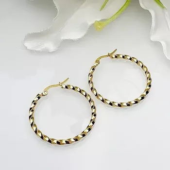 Náušnice Dámské ocelové náušnice kruhy kroucené - zlaté