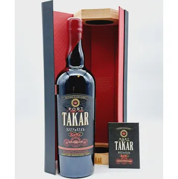 Armenia Takar Ruby 0,75l 17,5% (dárkové balení dřevěný box)
