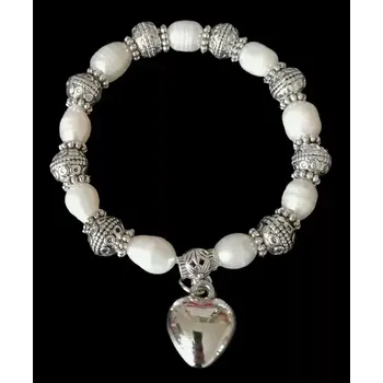 Náramek Luxusní náramek z bílých perel se srdíčkem z oceli